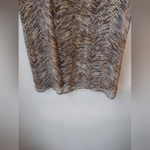 Robbie Bee Layered Sequins Under Silk Chiffon Animal Print Tshirt Dress, Size 12 - Picture 5 of 8